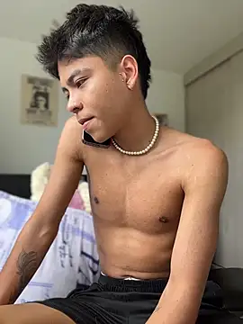 Chat XXX Live MaxiWildd