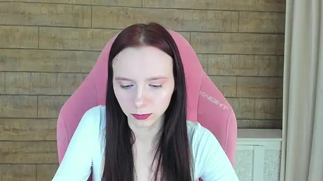 ArinaKubrick Chat XXX in diretta