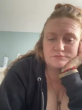 Kellilyn10's Live XXX Chat