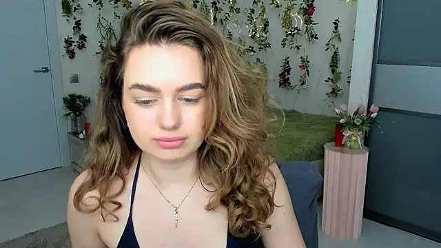 Živý XXX chat MiracleCurly
