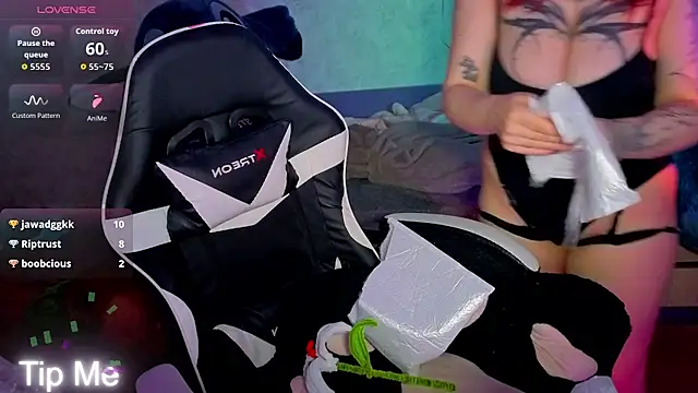 Mini_Lady1のライブXXXチャット