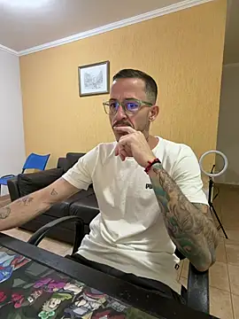 Živý XXX chat MeladoDiMel
