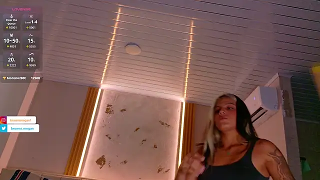 Megan_browns1's Live XXX Chat