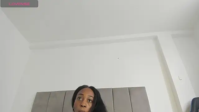 Ebony_danik Adlı Modelin Canlı XXX Sohbeti