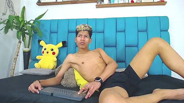 Chatroom XXX en direct de Stephen_Angel