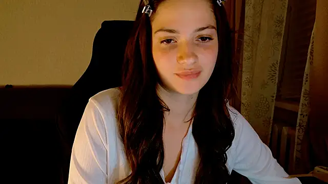KiraVair's Live XXX Chat
