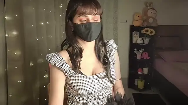 KavyaCurves live XXX chat