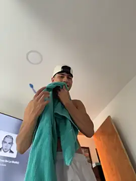 Chat XXX Live Lander_Cruz