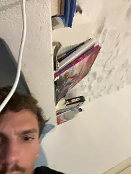 Albert_daddyyy Chat XXX live