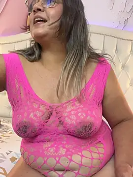 Lucy_Milf_474's Live XXX Chat