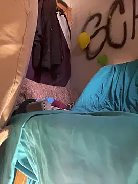 Chat +18 de GusanoDelicioso ao vivo