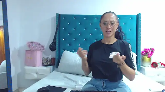KimScarleth Obrolan Langsung XXX