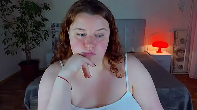 PolinaSalvatore Adlı Modelin Canlı XXX Sohbeti