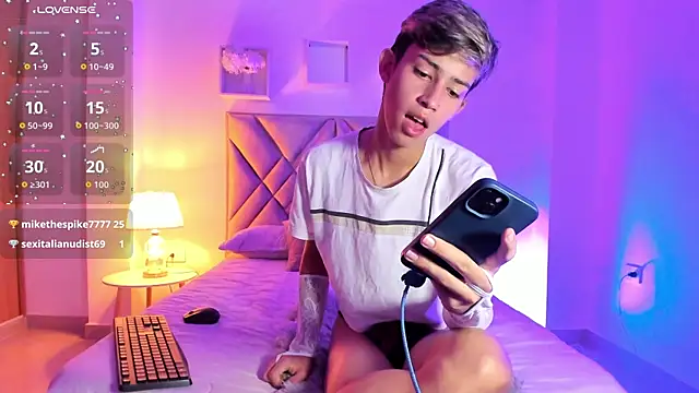 Baby_noahtt's Live XXX Chat