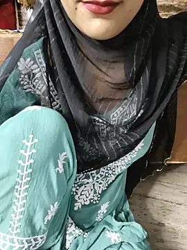 دردشة Indian-Aleena الجنسية المباشرة