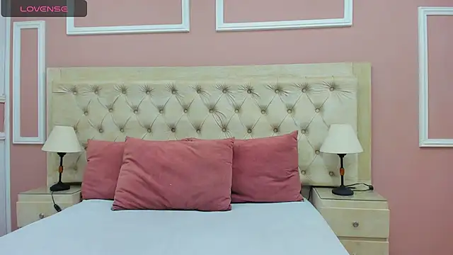 XXX chat uživo modela nia_taylorX