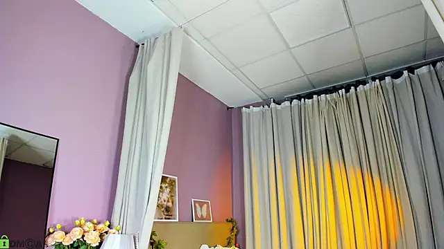 Dearly_Emily Live XXX-chat