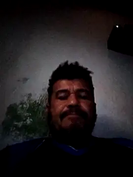 tarra122 লাইভ XXX চ্যাট