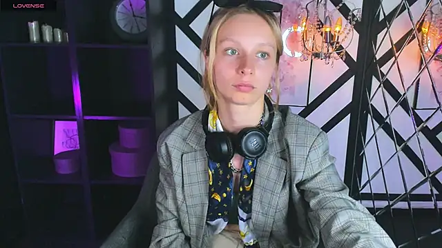 ivy_blare XXX чат на живо