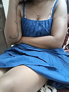 Hema_Latha88's Live XXX Chat