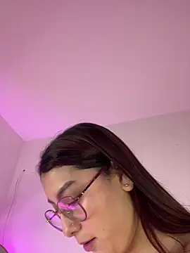 Sammy_Sweet01 Adlı Modelin Canlı XXX Sohbeti