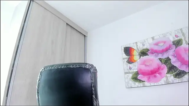 barbie_ds Adlı Modelin Canlı XXX Sohbeti