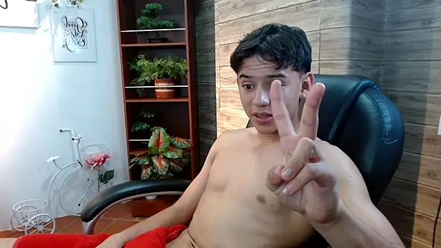צ'אט XXX בשידור חי של Ryan_grayx