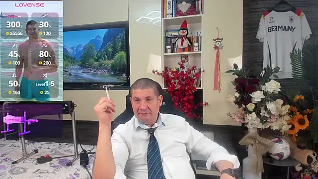 SpartacusDaddy48 Chat XXX live