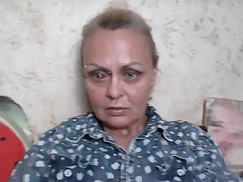 צ'אט XXX בשידור חי של Jennie_Lora