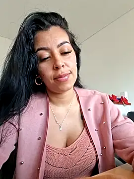 Luianna's Live XXX Chat