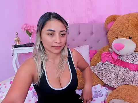 milf_bigass_ Adlı Modelin Canlı XXX Sohbeti