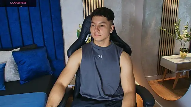 Czat XXX na żywo – Noah_Clarkk