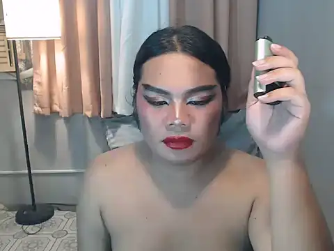 Czat XXX na żywo – TSbrianaHugeCock