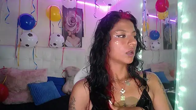SamathaMay 라이브 XXX 채팅
