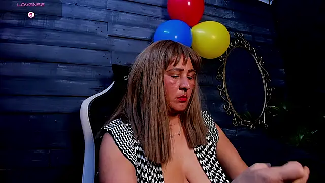 Chat +18 de Victoria_kyler ao vivo