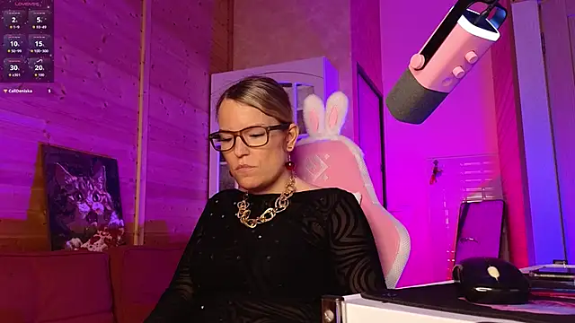Lady_Shine élő XXX-chatje