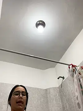 Chat +18 de Val12777 ao vivo