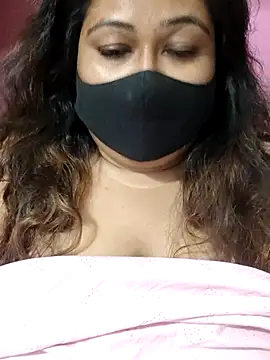 hotbhabhi011 现场XXX聊天