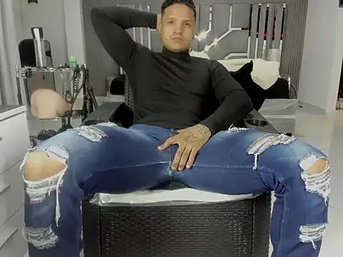 Chat XXX ao vivo de master_leather