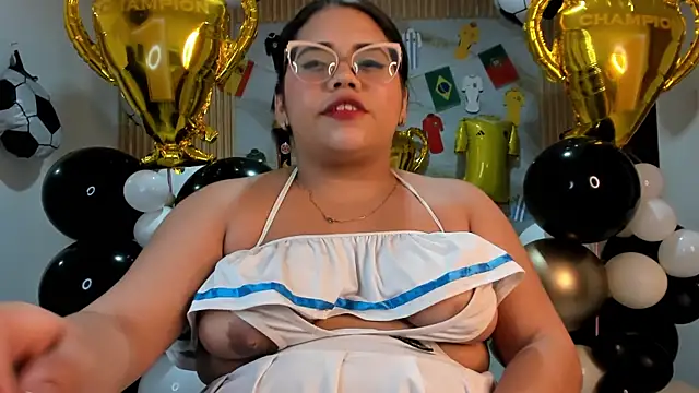 samy_19_'s Live XXX Chat
