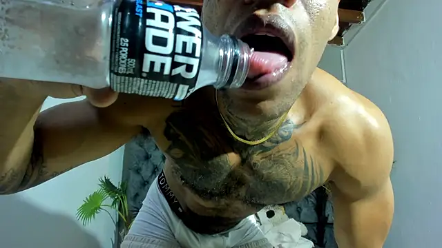 Salomon_koude Live XXX-chat