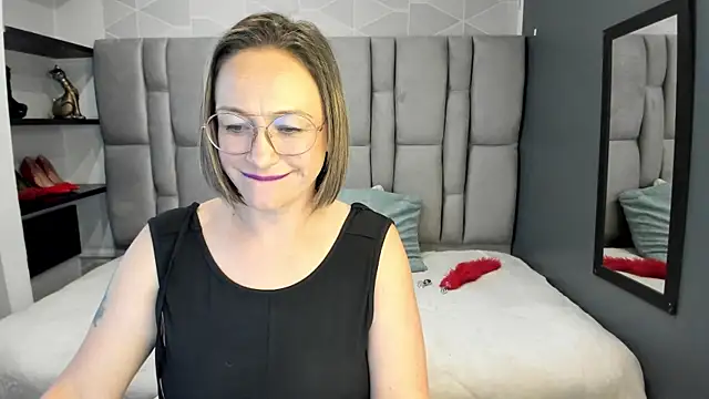 Charlot_milf – Live XXX-chat
