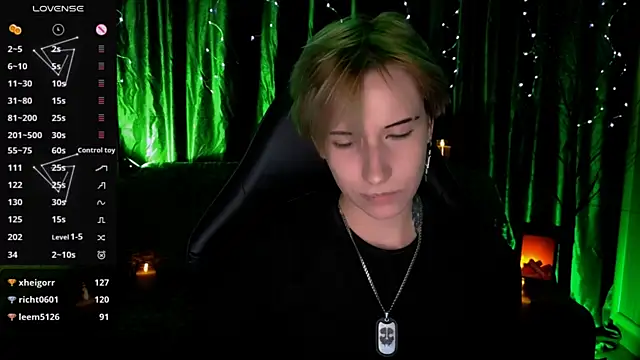 צ'אט XXX בשידור חי של _Shadow_devil__