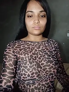 צ'אט XXX בשידור חי של _Estrellita_