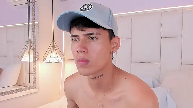 JacobFerrer 现场XXX聊天