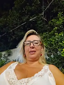 Chat +18 de MariaRichi_ ao vivo
