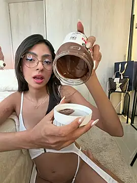 ZaraLuuv Adlı Modelin Canlı XXX Sohbeti