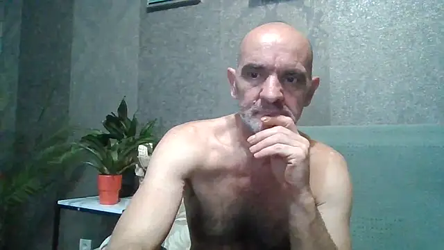 צ'אט XXX בשידור חי של skorpibg65