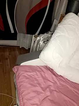 Blond_lady_czechのライブXXXチャット