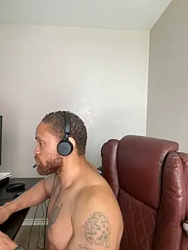 Fathero1time Chat XXX in diretta
